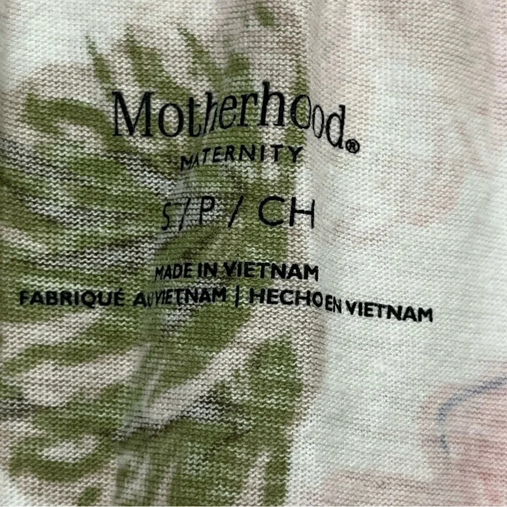 Motherhood Maternity Floral Robe - Picture 5 of 6